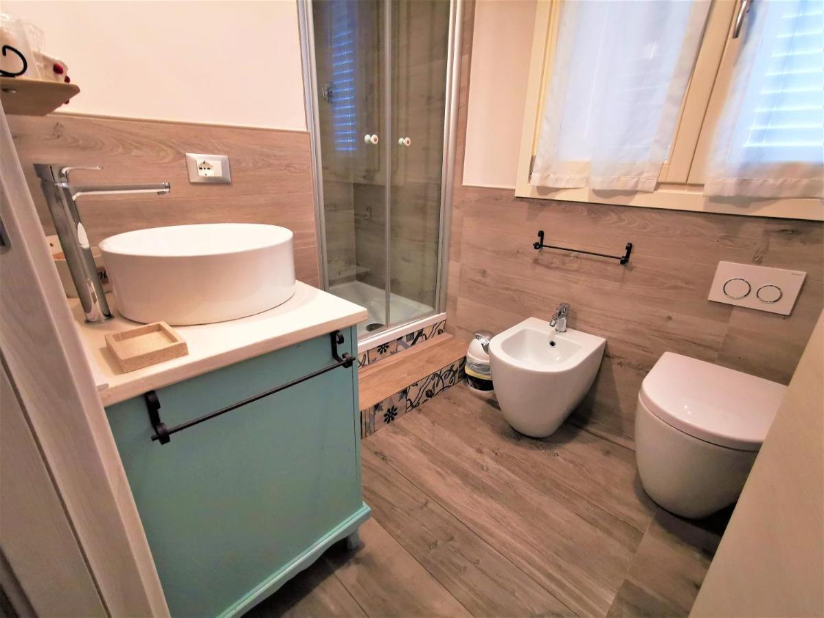 Alcivico3 Bed & Breakfast Civitanova Marche Ngoại thất bức ảnh