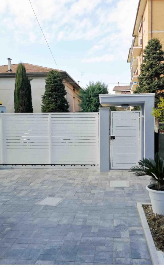 Alcivico3 Bed & Breakfast Civitanova Marche Ngoại thất bức ảnh